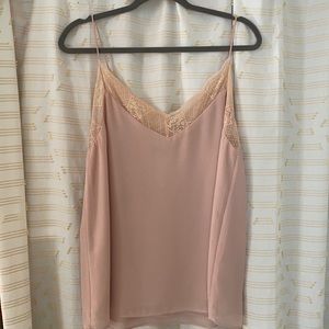 Boutique cami with lace